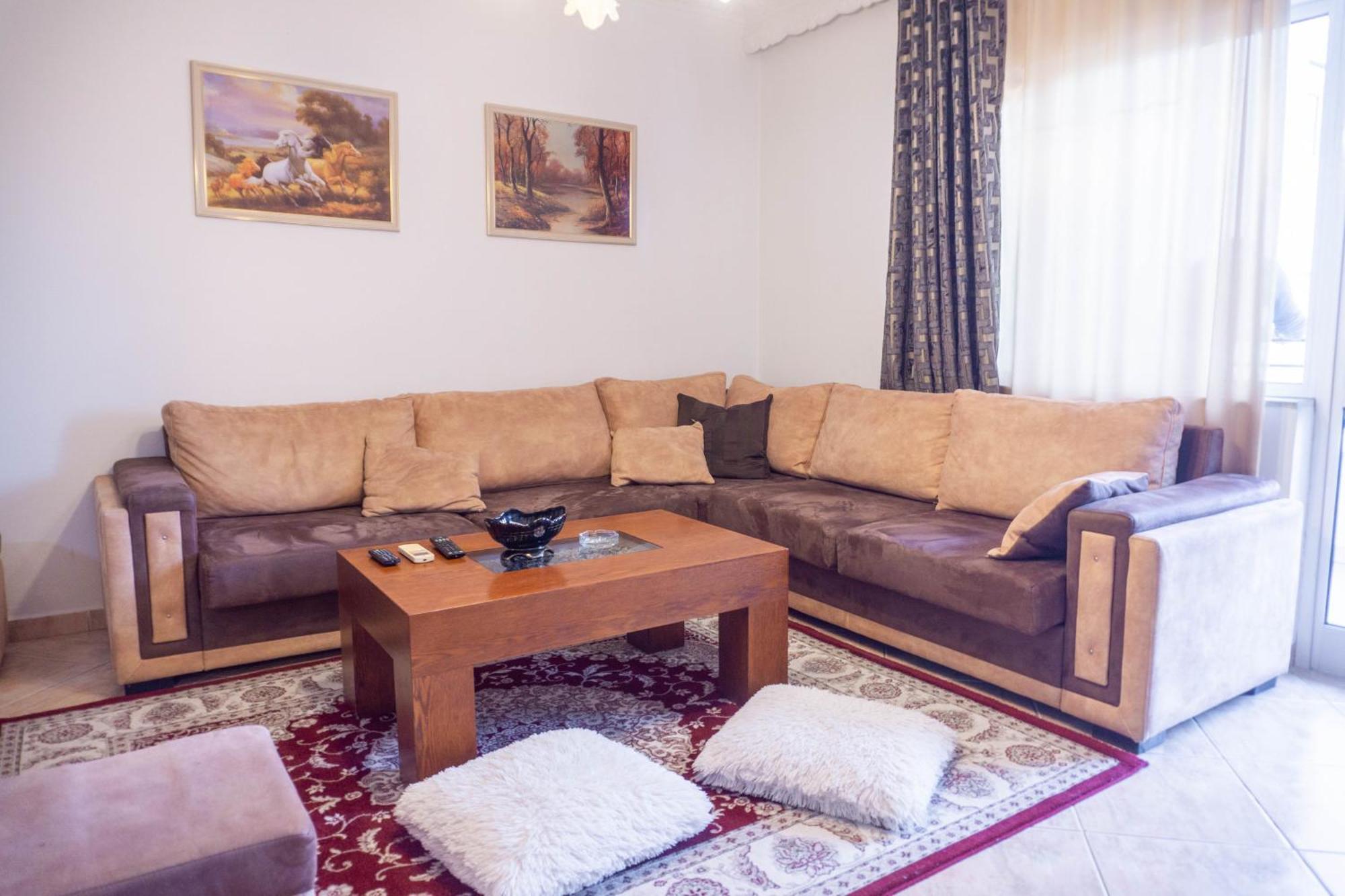 Bllok Bright Private Bedrooms With Private Bathroom On Shared Apartment Tiran Dış mekan fotoğraf